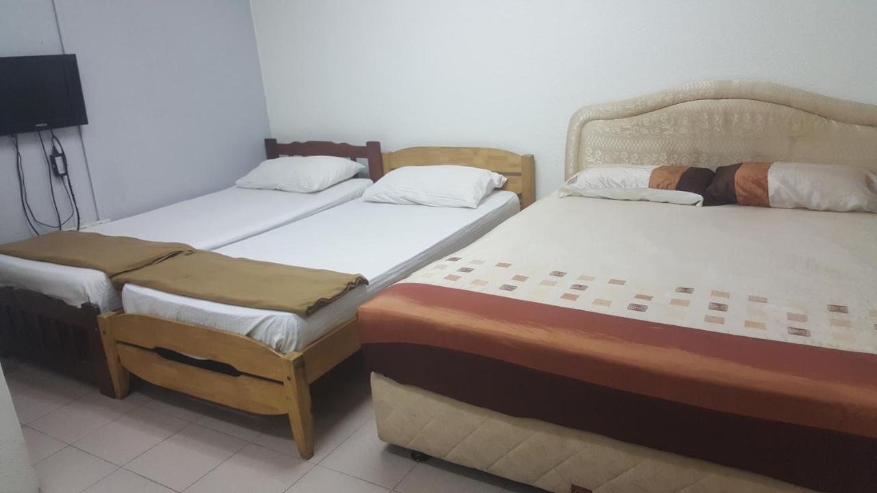 G99 Hotel George Town Eksteriør billede