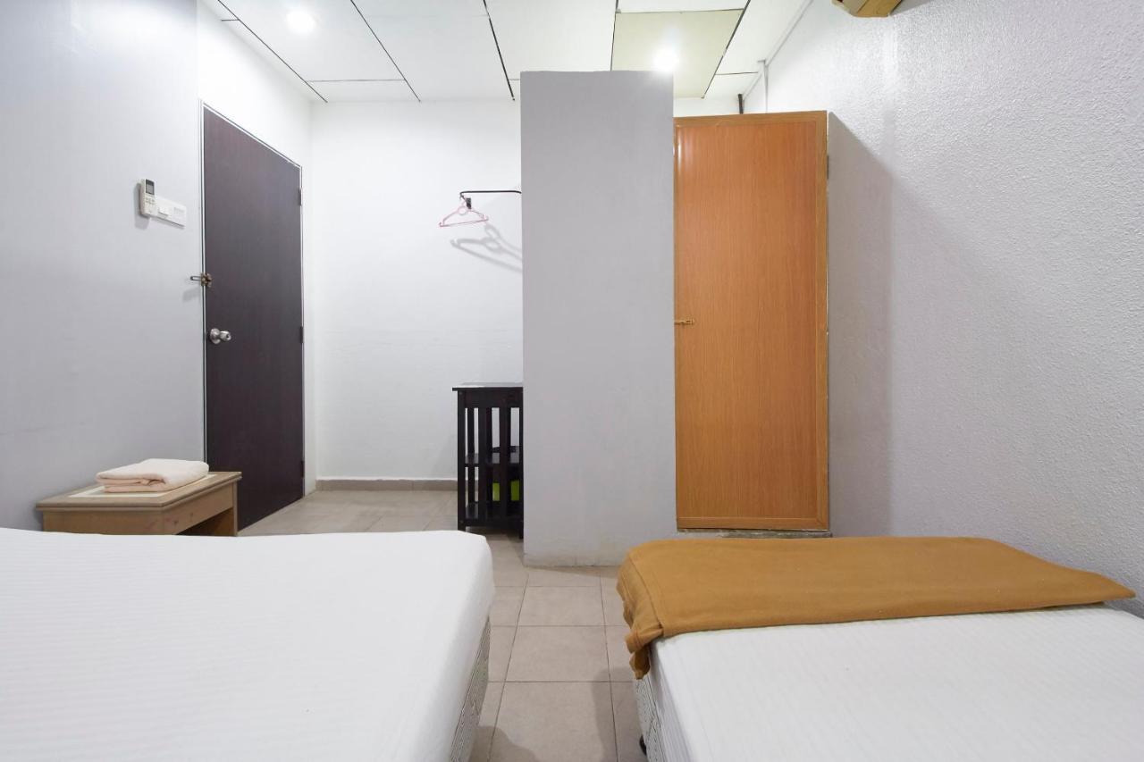 G99 Hotel George Town Eksteriør billede